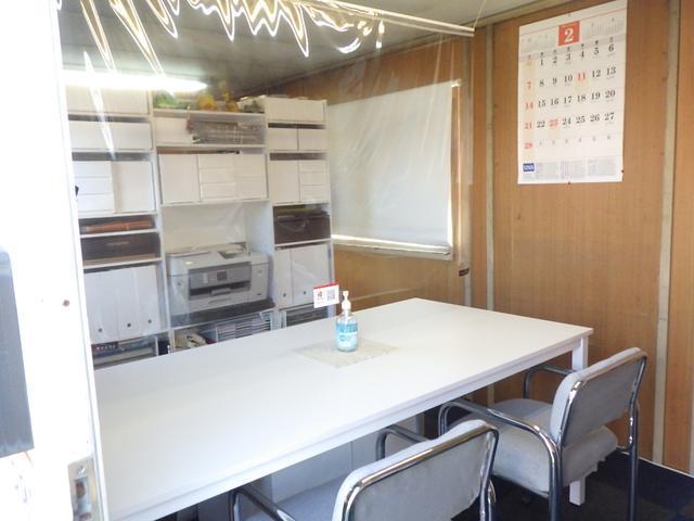 デリカＤ：５ Ｃ２　Ｇ　プレミアム　電動リアゲート　両側パワースライドドア　フロント／サイド／バックカメラ　ナビ　地デジ　ＥＴＣ（31枚目）