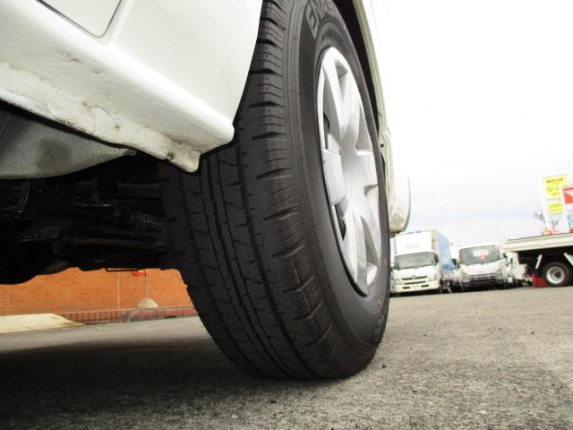 1t冷蔵冷凍 4WD オートマ車 -7℃設定 フルタイム4WD(16枚目)