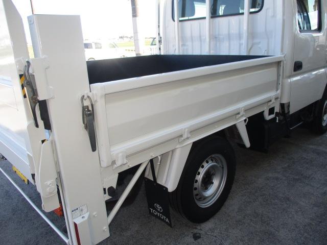 トヨエース ０．８ｔ　Ｗキャブ　垂直パワーゲート　４ＷＤ　ナビ　バックカメラ　リアクーラー　リアヒーター　ゲート昇降荷重６００Ｋｇ　フルタイム４ＷＤ（45枚目）