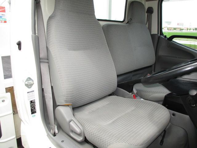 トヨエース ２ｔ　ロング　ジャストロー　垂直ゲート　ラジコン付　ＡＴ車　衝突被害軽減ブレーキ　車線逸脱警報装置　ゲート昇降荷重８００Ｋｇ（13枚目）