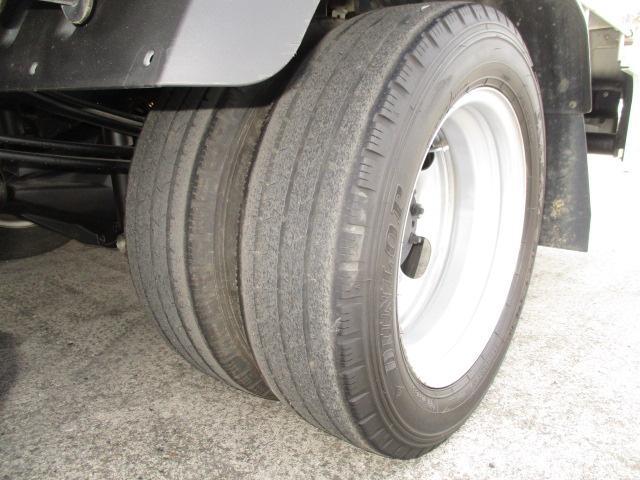 トヨエース ２ｔ　ロング　ジャストロー　垂直ゲート　ラジコン付　ＡＴ車　衝突被害軽減ブレーキ　車線逸脱警報装置　ゲート昇降荷重８００Ｋｇ（23枚目）