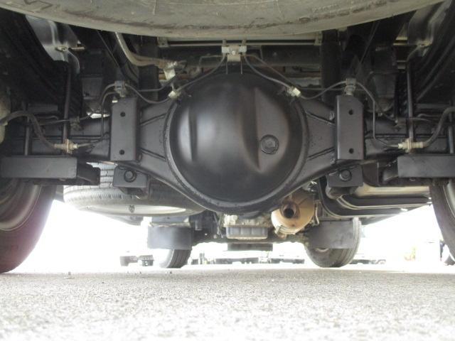 トヨエース ２ｔ　ロング　ジャストロー　垂直ゲート　ラジコン付　ＡＴ車　衝突被害軽減ブレーキ　車線逸脱警報装置　ゲート昇降荷重８００Ｋｇ（30枚目）