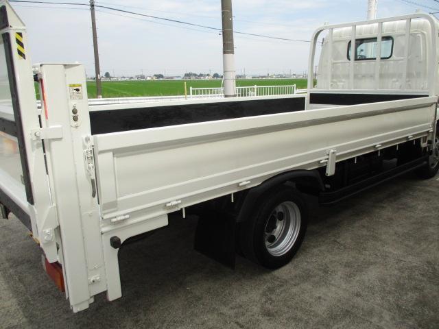 トヨエース ２ｔ　ロング　ジャストロー　垂直ゲート　ラジコン付　ＡＴ車　衝突被害軽減ブレーキ　車線逸脱警報装置　ゲート昇降荷重８００Ｋｇ（40枚目）