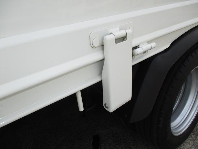 トヨエース ２ｔ　ロング　ジャストロー　垂直ゲート　ラジコン付　ＡＴ車　衝突被害軽減ブレーキ　車線逸脱警報装置　ゲート昇降荷重８００Ｋｇ（46枚目）