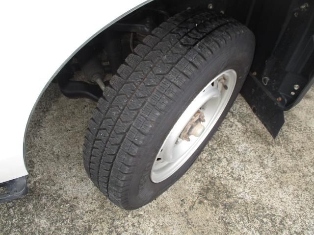トヨエース １．０５ｔ　シングルジャストロー　垂直ゲート　４ＷＤ　ＡＴ車　ナビ　バックカメラ　ゲート昇降荷重６００Ｋｇ　フルタイム４ＷＤ（18枚目）