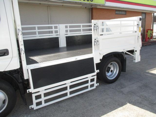 トヨエース ２ｔ　フルジャストロー　垂直パワーゲート　４ＷＤ　ゲート昇降荷重６００Ｋｇ　４ＷＤ切り替え式（9枚目）