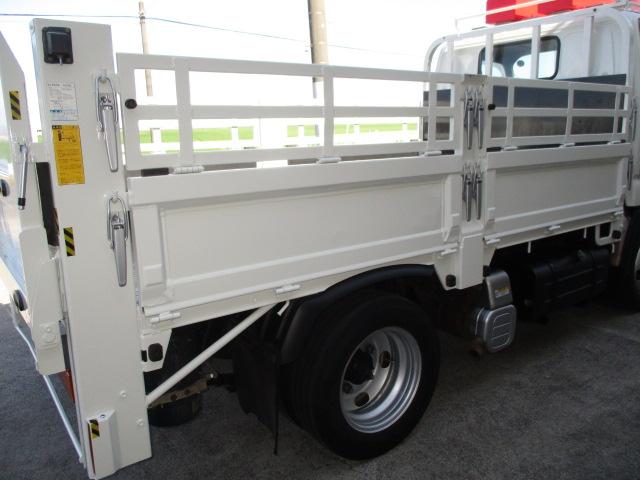 トヨエース ２ｔ　フルジャストロー　垂直パワーゲート　４ＷＤ　ゲート昇降荷重６００Ｋｇ　４ＷＤ切り替え式（38枚目）