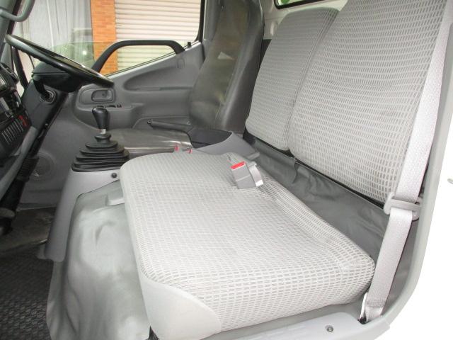 トヨエース １．３５ｔ　シングルジャストロー　４ＷＤ　ナビ　フルタイム４ＷＤ（10枚目）