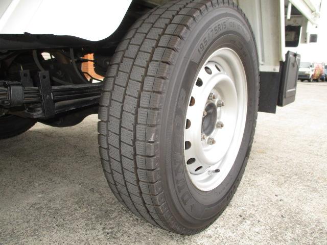 トヨエース １．３５ｔ　シングルジャストロー　４ＷＤ　ナビ　フルタイム４ＷＤ（17枚目）
