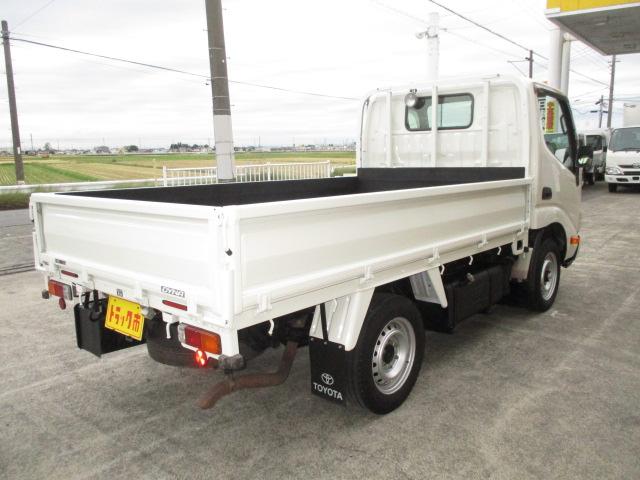 ダイナトラック １．１５ｔ　シングルジャストロー　４ＷＤ　ナビ　バックカメラ　フルタイム４ＷＤ　９尺ボディー（3枚目）
