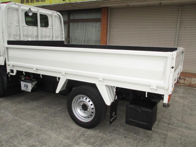 ダイナトラック １．１５ｔ　シングルジャストロー　４ＷＤ　ナビ　バックカメラ　フルタイム４ＷＤ　９尺ボディー（32枚目）