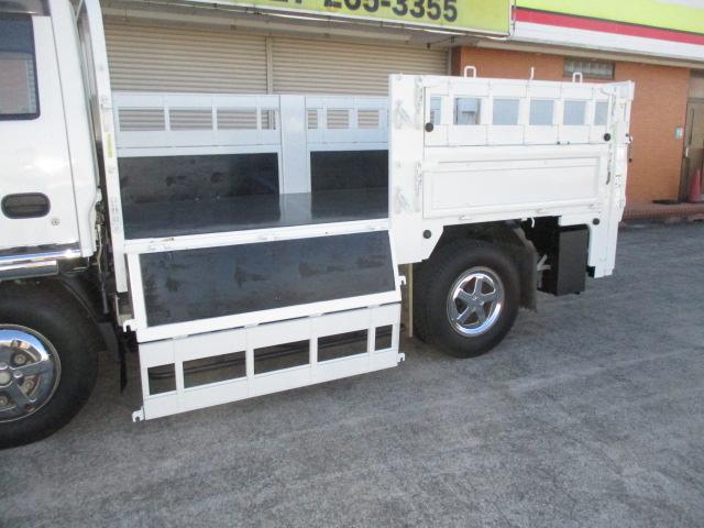 エルフトラック 3t カスタム 高床 垂直パワーゲート バックカメラ ゲート昇降荷重600Kg(8枚目)