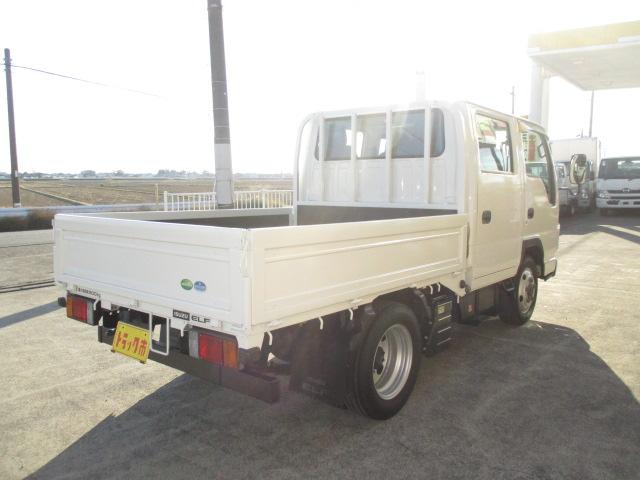 エルフトラック １．５ｔ　Ｗキャブ　フルフラットロー　４ＷＤ　オートマ車　４ＷＤ切り替え式（3枚目）