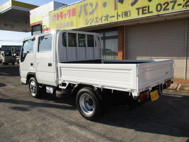 エルフトラック １．５ｔ　Ｗキャブ　フルフラットロー　４ＷＤ　オートマ車　４ＷＤ切り替え式（30枚目）