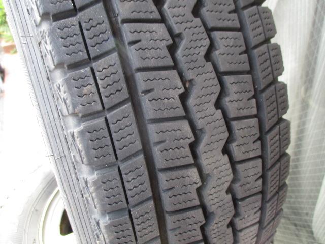 ハイエースバン １ｔ　冷蔵冷凍　４ＷＤ　オートマ車　－２２℃設定　フルタイム４ＷＤ（20枚目）