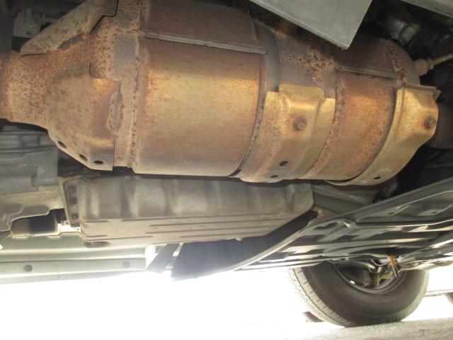 ハイエースバン １ｔ　冷蔵冷凍　４ＷＤ　オートマ車　－２２℃設定　フルタイム４ＷＤ（27枚目）