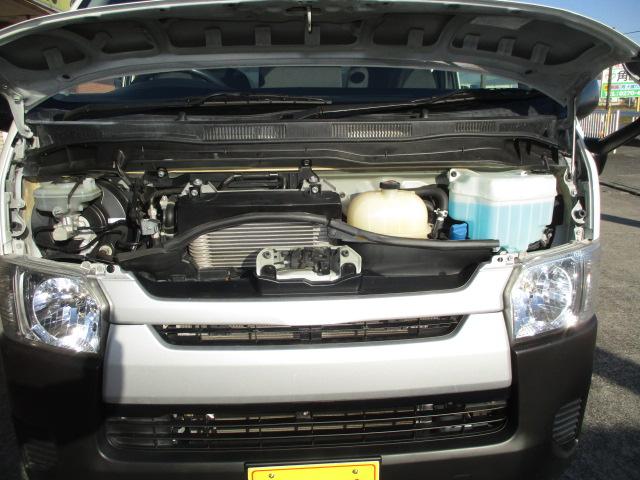 ハイエースバン １ｔ　冷蔵冷凍　４ＷＤ　オートマ車　－７℃設定）バックカメラ　電格ミラー　フルタイム４ＷＤ（11枚目）