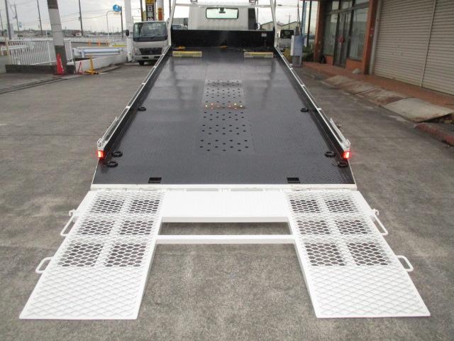 デュトロ ３ｔ　セフティーローダー　ラジコン　ナビ　衝突被害軽減ブレーキ　車線逸脱警報装置（4枚目）