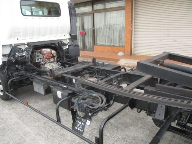 デュトロ ３ｔ　セフティーローダー　ラジコン　ナビ　衝突被害軽減ブレーキ　車線逸脱警報装置（10枚目）