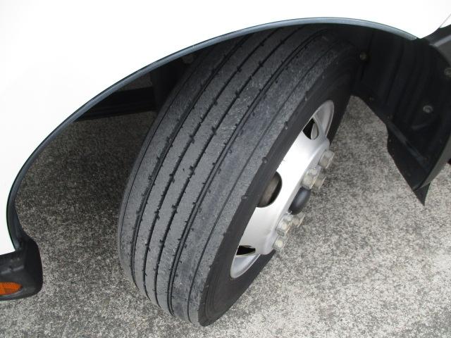 デュトロ ３ｔ　セフティーローダー　ラジコン　ナビ　衝突被害軽減ブレーキ　車線逸脱警報装置（25枚目）