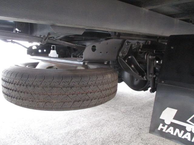 デュトロ ３ｔ　セフティーローダー　ラジコン　ナビ　衝突被害軽減ブレーキ　車線逸脱警報装置（30枚目）