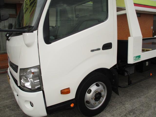 デュトロ ３ｔ　セフティーローダー　ラジコン　ナビ　衝突被害軽減ブレーキ　車線逸脱警報装置（43枚目）