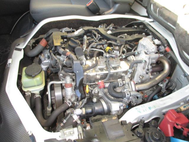 ハイエースバン 0.9t 冷蔵冷凍 4WD オートマ車 -22℃設定 二重扉 フルタイム4WD バックカメラ(11枚目)