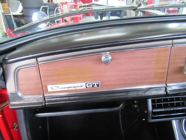 コンパーノ  1000GT レストア車 SOLEX デュアルマフラー スポーツキットステアリング ミラー(48枚目)