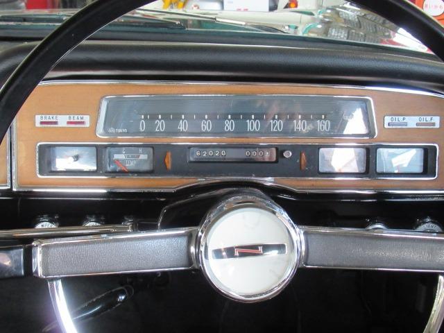 セドリック 　１９００カスタム　エンジンＯ／Ｈ　ベンチシート６人乗り（39枚目）