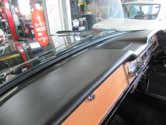セドリック 　１９００カスタム　エンジンＯ／Ｈ　ベンチシート６人乗り（43枚目）