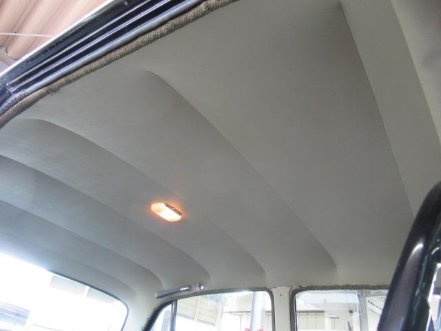 セドリック 　１９００カスタム　エンジンＯ／Ｈ　ベンチシート６人乗り（47枚目）