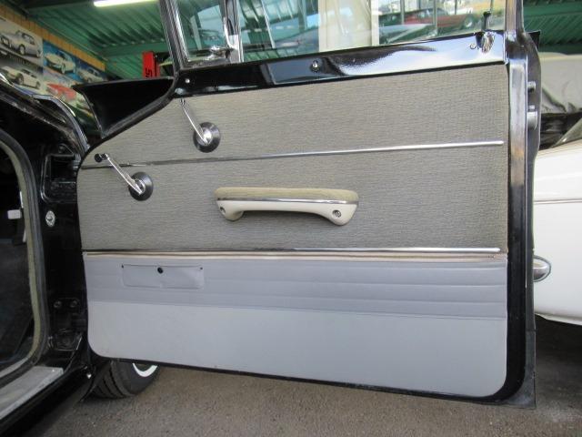 セドリック 　１９００カスタム　エンジンＯ／Ｈ　ベンチシート６人乗り（51枚目）