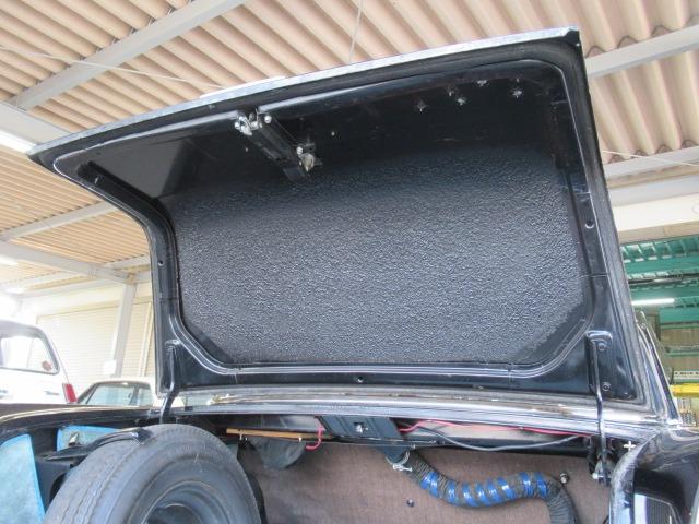 セドリック 　１９００カスタム　エンジンＯ／Ｈ　ベンチシート６人乗り（54枚目）