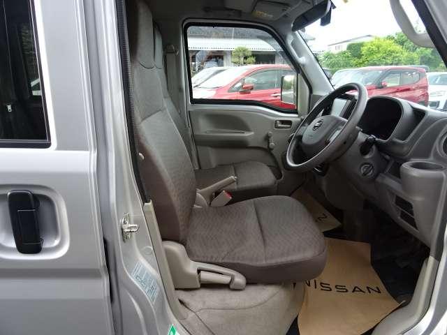 DX 660 DX ハイルーフ 4WD 5MT 夏タイヤ4本新品交換 1オーナー(9枚目)