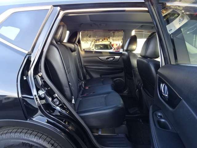 4WD/Sunroof/OneOwner/Navi/CD/DVD/AW/No-accidents/BackCamera