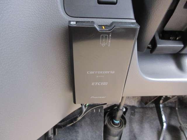ＮＶ２００バネットワゴン プレミアムＧＸ－２Ｒ　プレミアムＧＸ－２Ｒ　日産ピーズクラフト製ツールドスタ－キャンピング仕様　街乗りサイズのＮＶ２００　ＶＡＮＥＴＴＥをベースにした車中泊モデル「ツールドスター」車中泊にも使えるキャンピング仕様です。（10枚目）