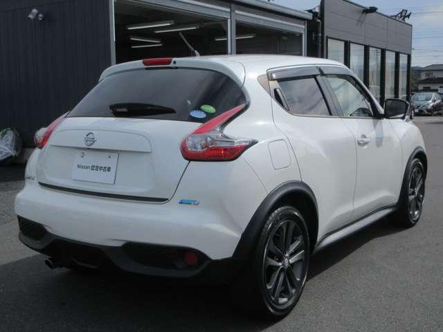 ジューク １５ＲＸ　Ｖアーバンセレクション　１５ＲＸ　Ｖ　アーバンセレクション◆ワンオ－ナ－車◆エマブレ・車線逸脱警報・横滑り防止◆アイドリングＳ◆キセノンヘッドライト◆アラウンドビュ－モニタ－◆Ｍナビ・ＴＶ・ＤＶＤ・ＢＴ・録音機能◆１７ＡＷ◆（18枚目）