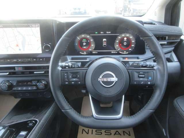 オーラ G 90周年記念車 G 90周年記念車◆展示試乗車UP◆エマブレ・踏み間違い防止・車線逸脱警報・横滑り防止◆BOSE◆プロパイロット◆Mナビ・TV・DVD・BT・USB・ETC・ドラレコ・Sミラ-◆AVM◆HBA(4枚目)