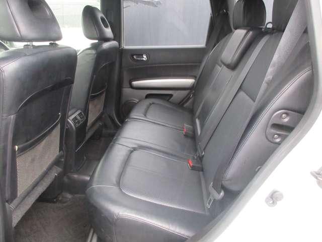 エクストレイル 20Xtt ブラック エクストリーマーX 20Xtt ブラックエクストリーマーX 4WD ハイパ-ルーフレ-ル 防水シート◆全席シートヒ-タ-◆キセノンヘッドライト◆クルlコン◆Mナビ・TV・CD・BT・ETC◆バックカメラ(14枚目)