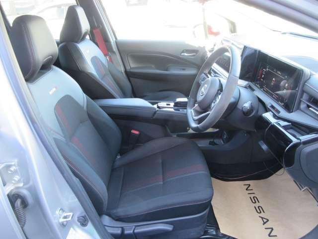 オーラ 1.2 NISMO ワンオ-ナ-車 NISMO専用チューニング プ カーテンエアバッグ エマブレ インテリキー ETC ドラレコ 車線逸脱警報 ワンセグ キーフリーシステム ダブルエアバック 定期点検記録簿 アルミホイール 運転席エアバッグ メモリーナビ ナビTV(14枚目)