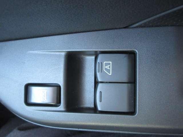 キャラバン 2.0 DX ロングボディ ワンオ-ナ-車 エマ-ジェンシ-ブレ-キ 踏み間違い衝突防止 エアバック キーレスエントリー マニュアルエアコン パワステ Wエアバック パワーウィンドウ ETC ABS 記録簿 盗難防止システム ワンオーナー 禁煙車 車線逸脱警報装置(5枚目)