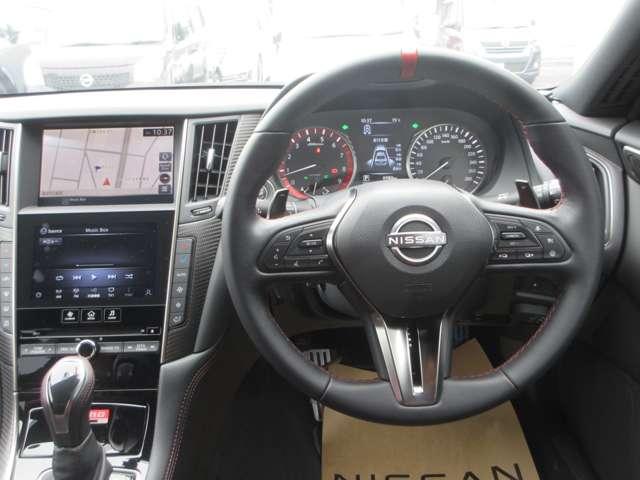 スカイライン ニスモリミテッド 限定車100台 NISMOとしてのダイナミズムと、スカイラインが伝統とする美意識の融合◆60年以上続くスカイラインの歴史を継承し、さらにスタイルとパフォーマンスを高めたスカイライン NISMO。(4枚目)