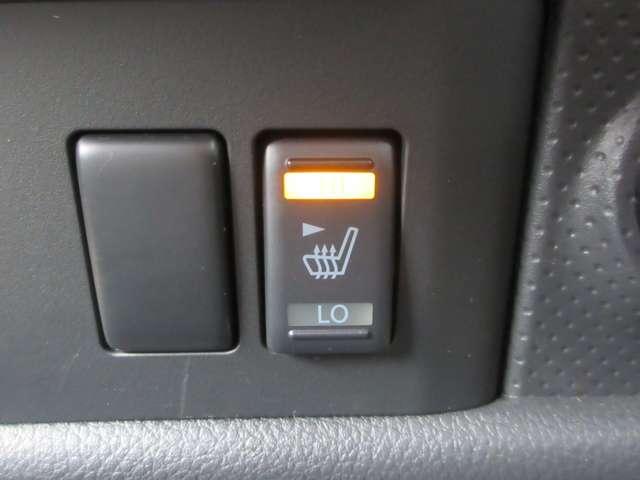 シ-トヒ-タ-装備！真冬でも座面はポカポカで暖かい機能です♪