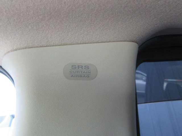 セレナ 2.0 ハイウェイスター Vセレクション 4WD ワンオ-ナ-車 後席モニタ- 両側ASD AVM 追従クルコン 全周囲モニター バックモニター パーキングアシスト ドライブレコーダー LEDヘッドランプ スマートキー ETC 4WD ワンオーナー レーンキープアシスト アイドリングストップ 記録簿(12枚目)