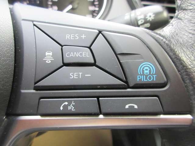 エクストレイル 2.0 20Xi 2列車 4WD ワンオ-ナ-車 エマブレ Pパイロット セキュリティ リアカメラ ワンオナ 追従クルーズ LED ドライブレコーダ インテリジェントキー LDW サイドカメラ ETC Aストップ AAC ナビ&TV メモリーナビ キーフリー アルミホイール(2枚目)