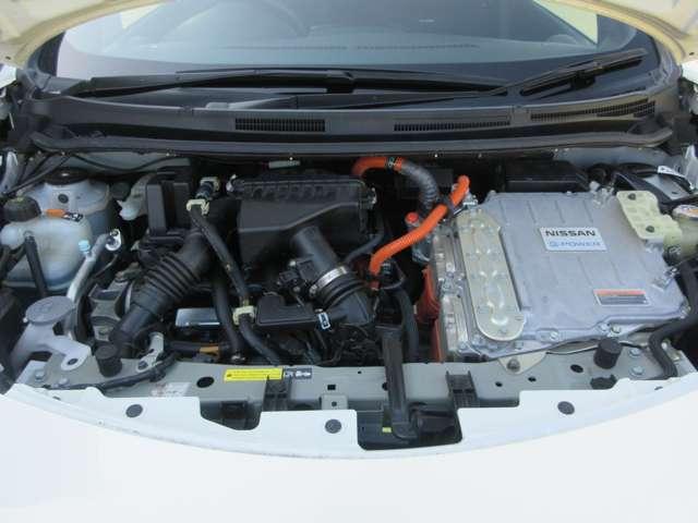 ノート 1.2 e-POWER NISMO S ワンオ-ナ-車 NISMO S専用チューン スマートキー&プッシュスタート LEDランプ 盗難防止装置 Rカメラ LKA サイドカメラ メモリーナビ付き アイドリングストップ ワンセグテレビ パワーウィンドウ ETC エアバッグ ナビTV(2枚目)