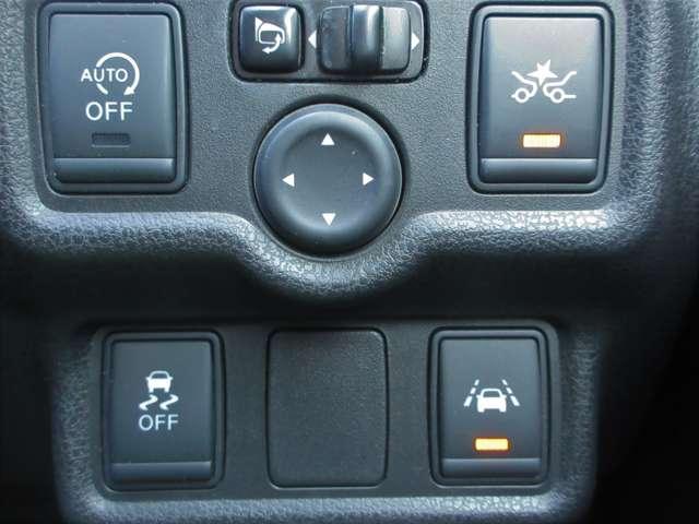 ノート 1.2 X DIG-S ワンオ-ナ-車 エマブレ AVM エコモード LEDヘッドランプ サイドカメラ レーンアシスト AUTOエアコン ETC 整備記録簿 1オーナー ワンセグTV キーレスエントリー メモリーナビ ナビTV パワーステアリング ABS(2枚目)