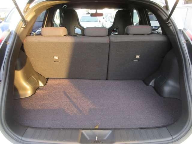 ジューク ニスモ　ＲＳ　ＣＶＴ－Ｍ８◆ＭＲ１６ＤＴＴエンジンＲＳ専用チューン◆ＲＳ専用サスペンション◆ＲＳ専用チューンド・トルクベクトル付◆ＮＩＳＭＯ　ＲＳ専用チューニングＲＥＣＡＲＯ製スポーツシート◆２４０ｋｍ／ｈスケール（17枚目）