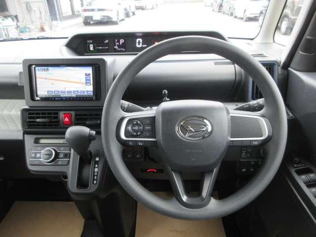 タント ６６０　Ｘ　スマ－トアシスト　センタ－ピラ－レス　ドライブレコーダ　アイドリングストップ車　ブレーキサポート　ナビＴＶ　ＰＷ　ＰＳ　スマートキーシステム　ＥＴＣ車載器　ワンセグＴＶ　キーレスキー　サイドエアバッグ　Ｂカメラ　車線逸脱警報　メモリナビ（4枚目）