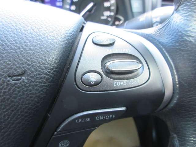 インテリジェントクルーズコントロールは、車両前部に設置したレーダーセンサーからの情報により、先行車両がいる場合には、設定した車速（約４０〜１００ｋｍ／ｈ）に応じてクルマが車間距離を一定に保つよう制御！